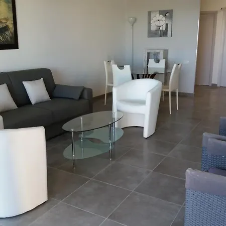 Apartament 1 Bedroom - Sea View *