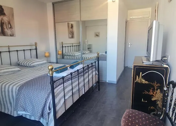 Апартаменты 1 Bedroom - Sea View Сент-Максим